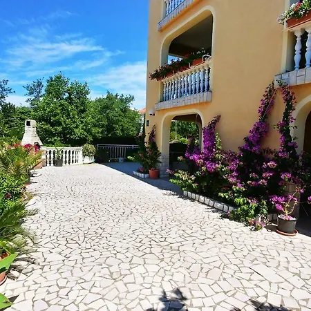 Apartments 3 Palms Crikvenica Exterior photo