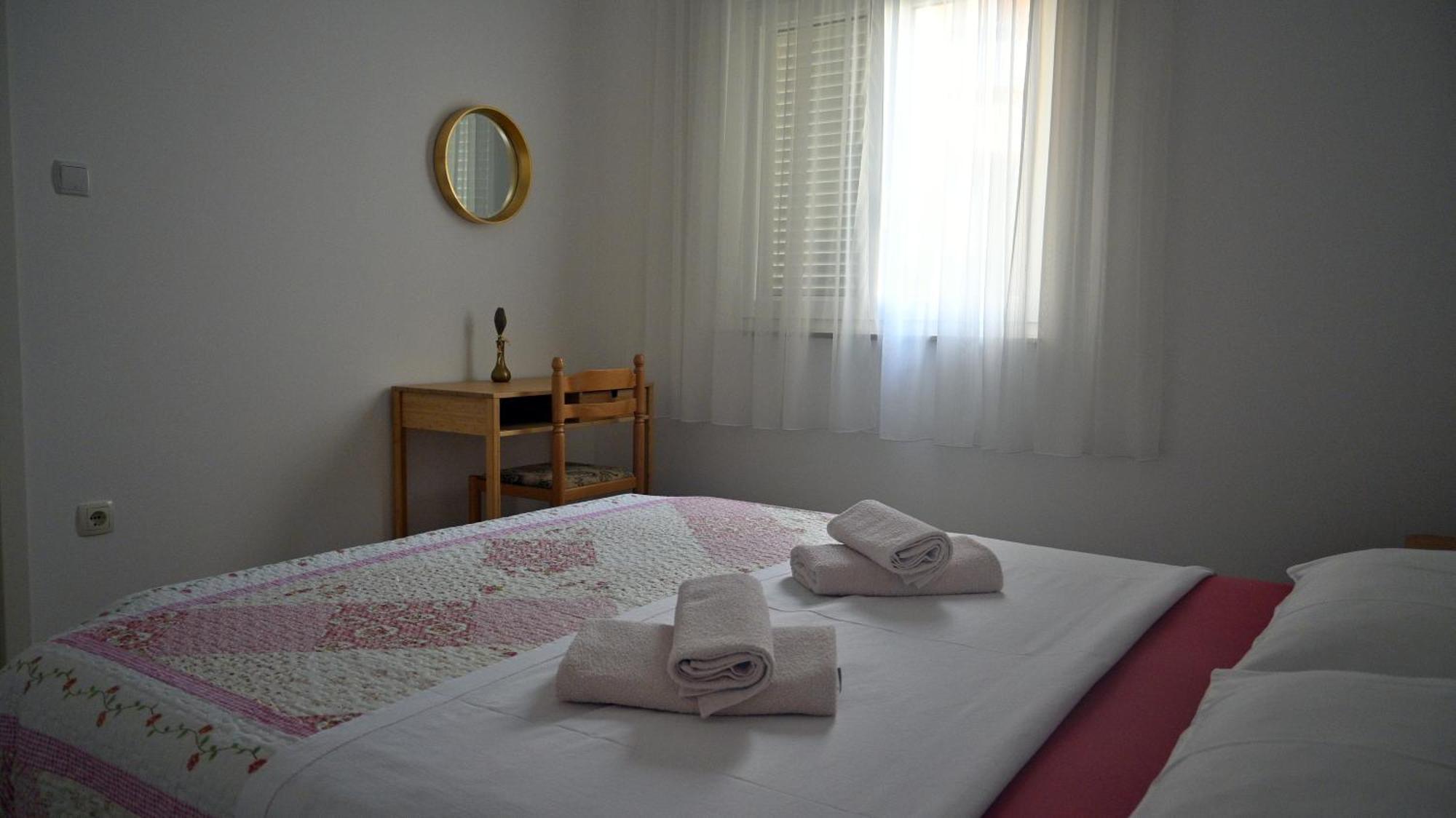 3 Palms Apartment *