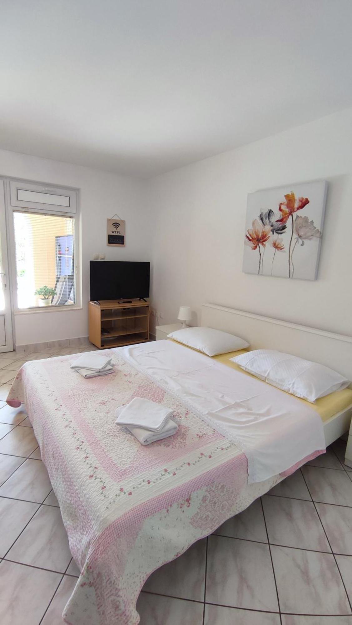 3 Palms Apartment